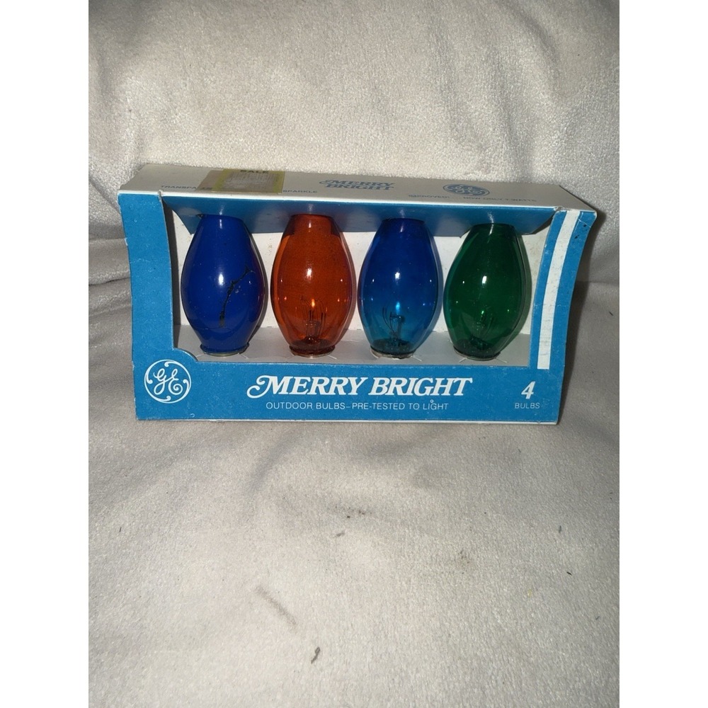 MERRY BRIGHT C9 OUTDOOR LIGHTS -‎ GE Pack of 4 bulbs - Vintage Christmas